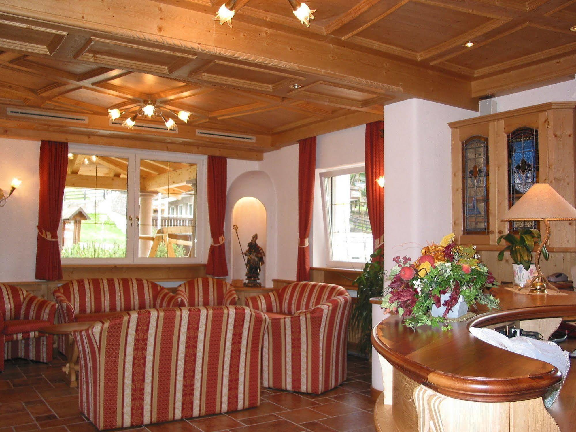 Al Piccolo Hotel Vigo di Fassa Exteriér fotografie